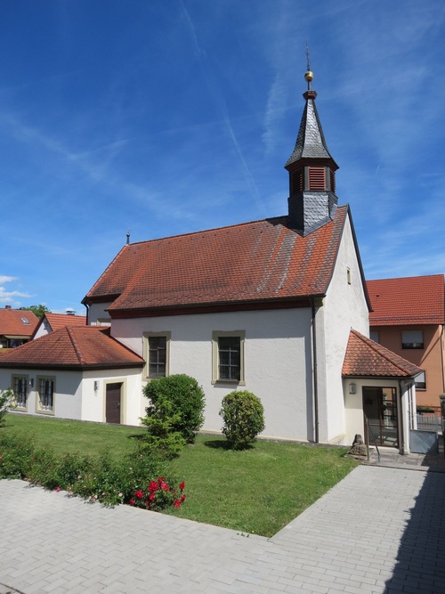 Außenansicht der Filialkirche St. Michael, Neubessingen